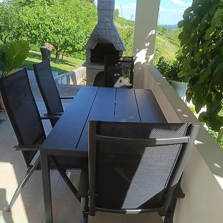 Apartamento Hiska Na Gorci Podčetrtek